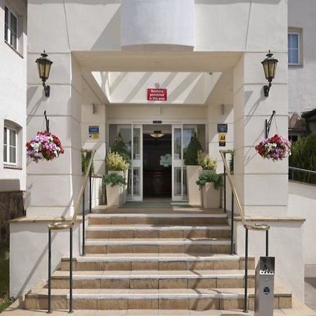 Airport Inn & Spa Manchester Wilmslow Eksteriør billede