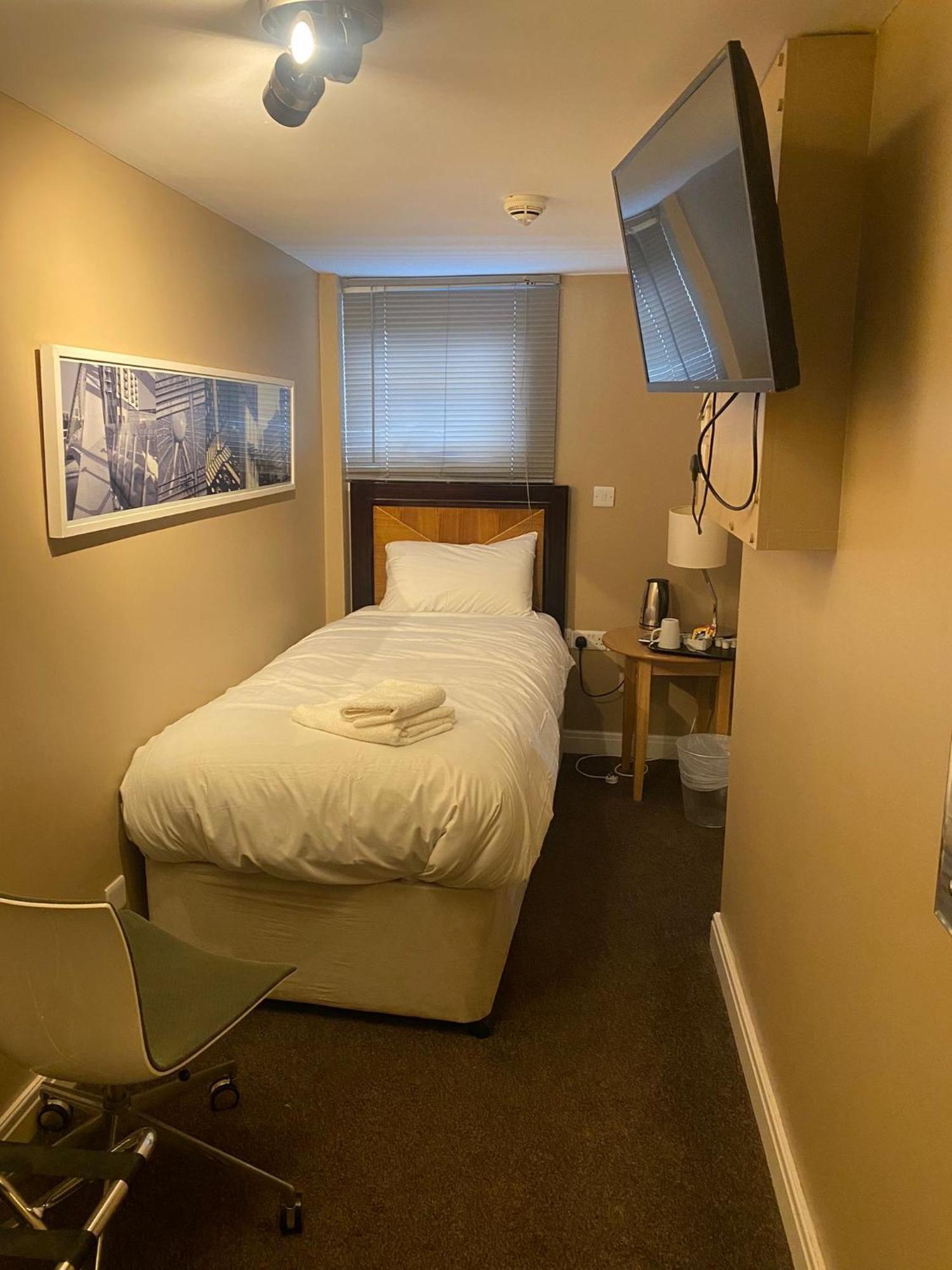 Airport Inn & Spa Manchester Wilmslow Eksteriør billede